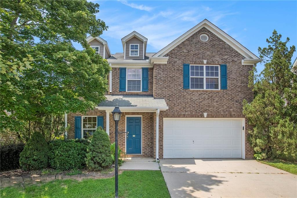 926 Hawthorn Ln., Grayson, GA 30017