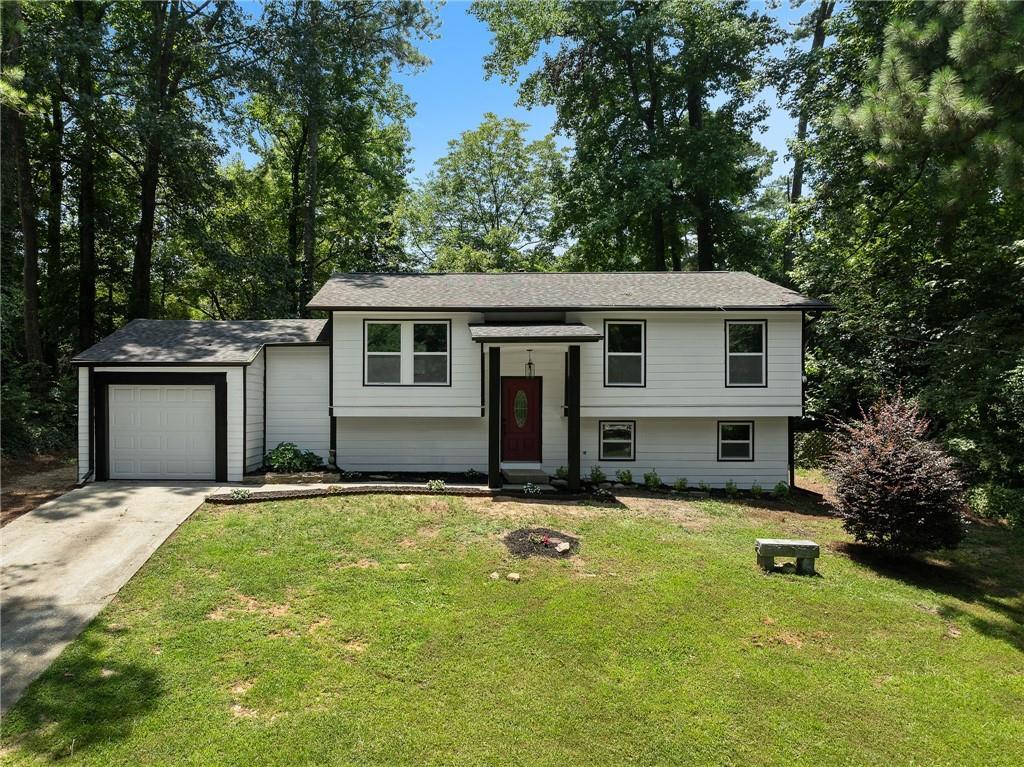3267 Sunderland Dr., Snellville, GA 30039
