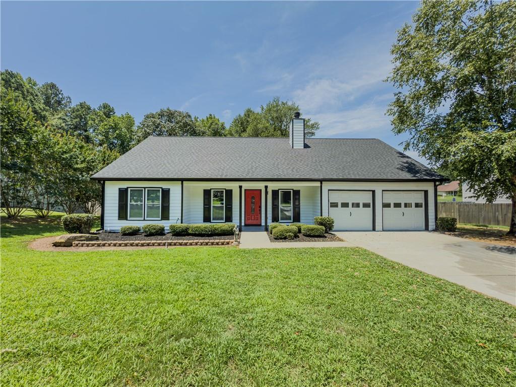 2335 Huntington Dr., Loganville, GA 30052