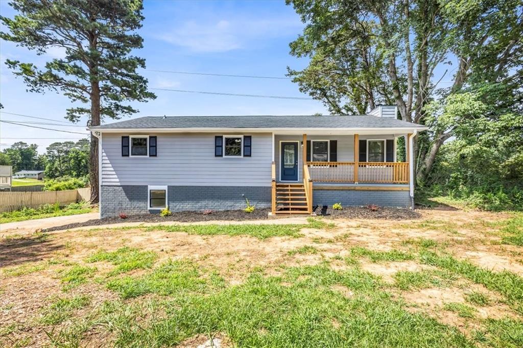 6607 Forestdale Ln., Douglasville, GA 30135