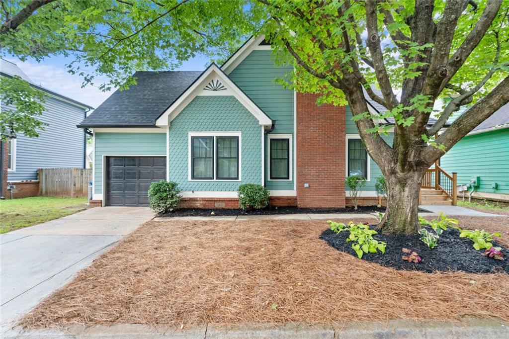 945 Oak St., Atlanta, GA 30310