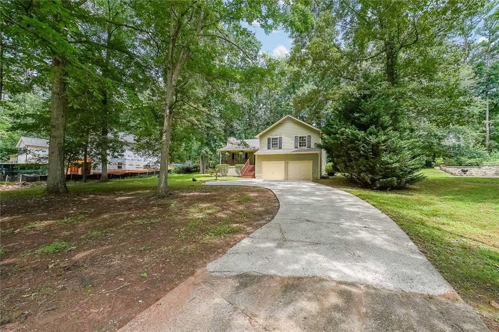 269 Powder Mill Dr., Dallas, GA 30157