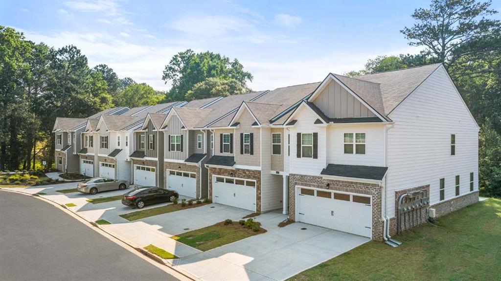 1317 Aura Ln., Lawrenceville, GA 30045