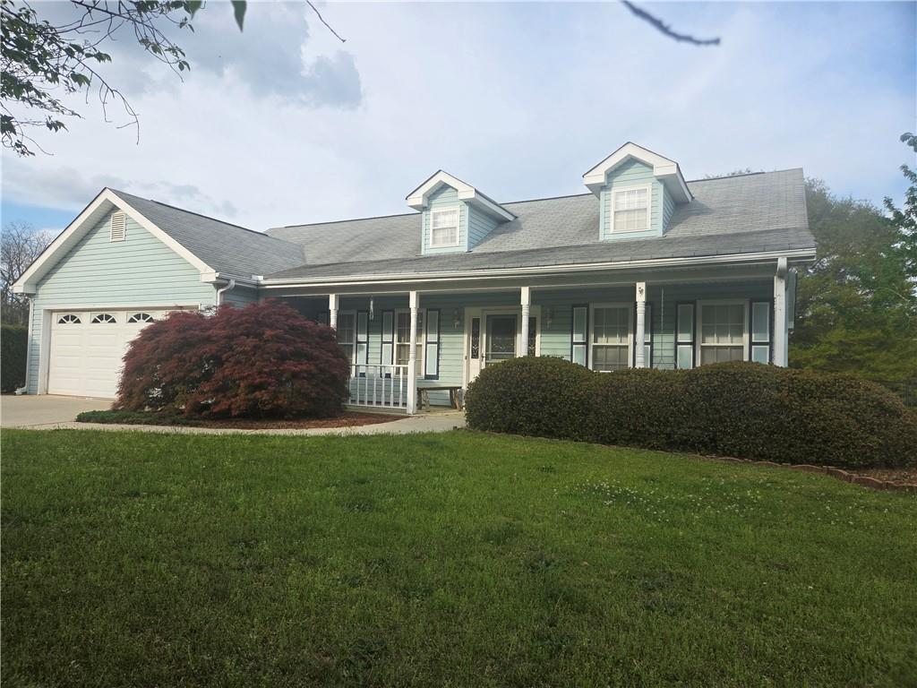 3825 Green Ave., Loganville, GA 30052