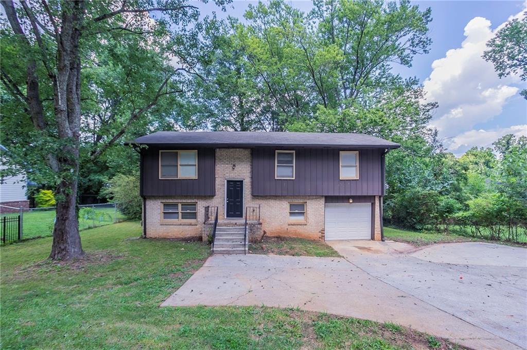 1966 Snapfinger Rd., Decatur, GA 30035