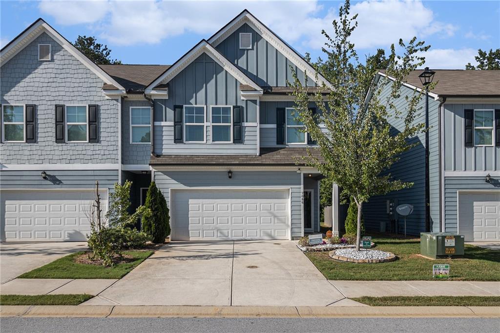 7086 Gladstone Cir., Stonecrest, GA 30038