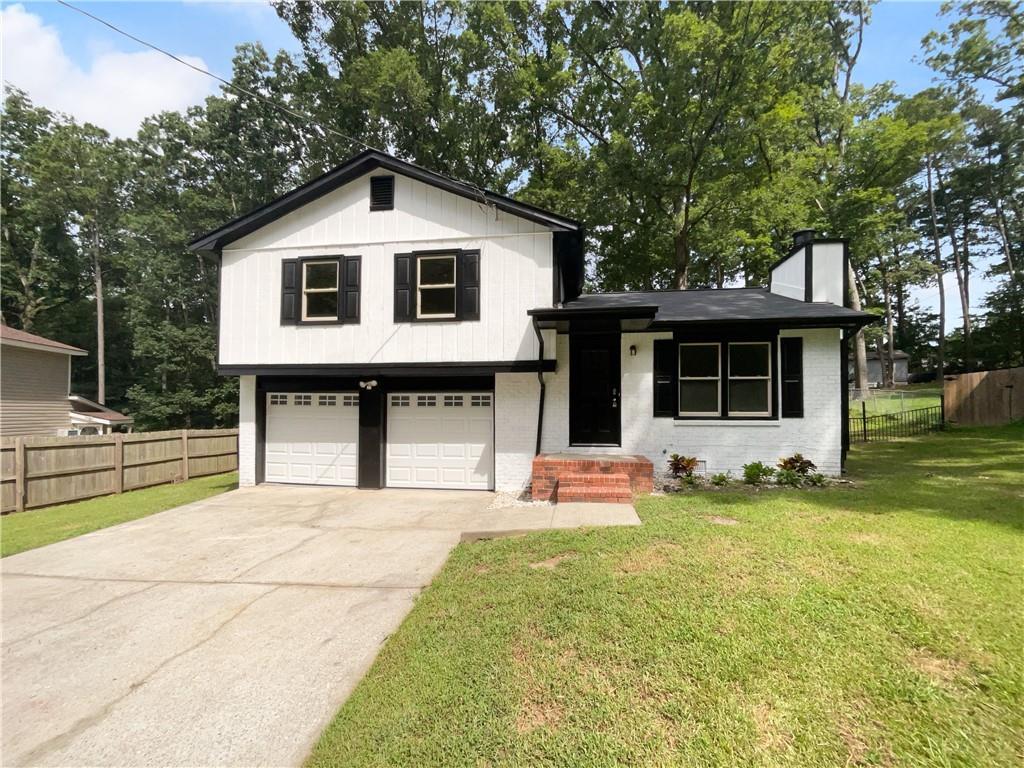 3867 Cherie Glen Rd., Snellville, GA 30039