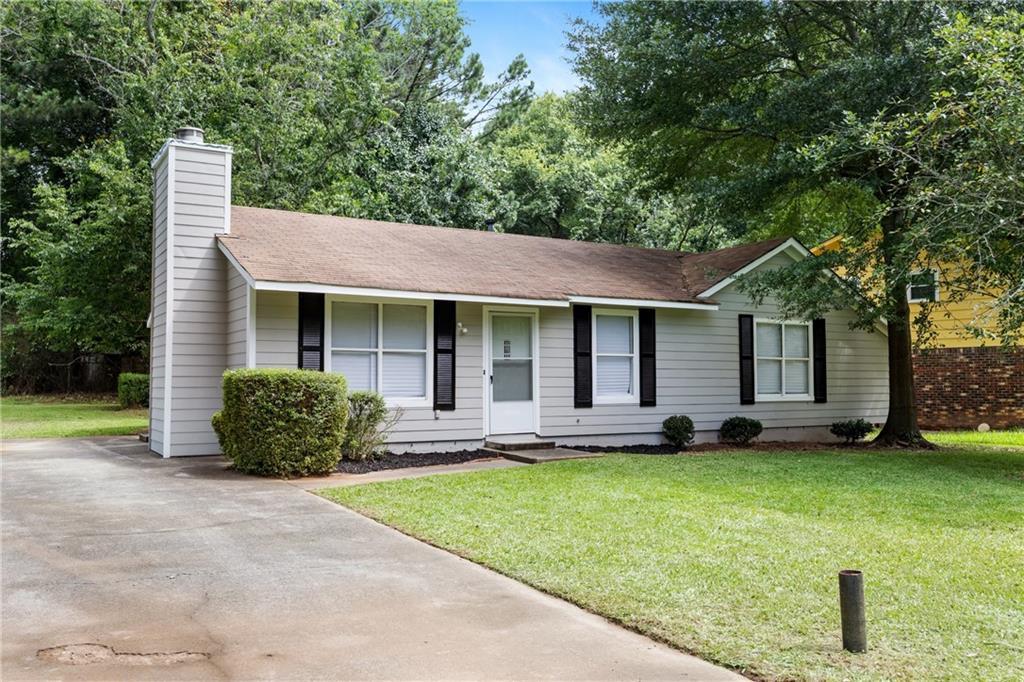 183 Peachtree Ct., Riverdale, GA 30274
