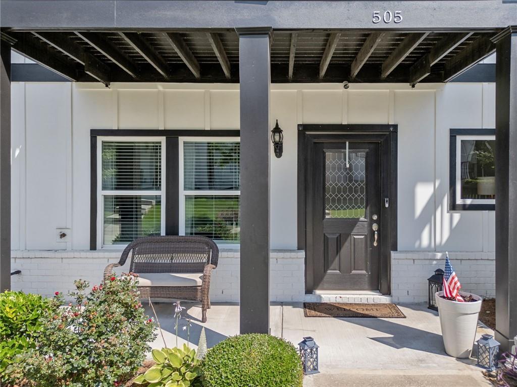 505 Hampton Crossing, Woodstock, GA 30188