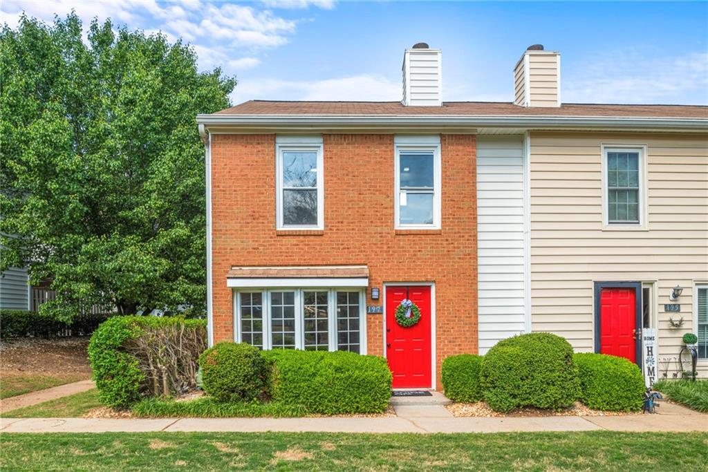 197 Holcomb Ferry Rd., Roswell, GA 30076