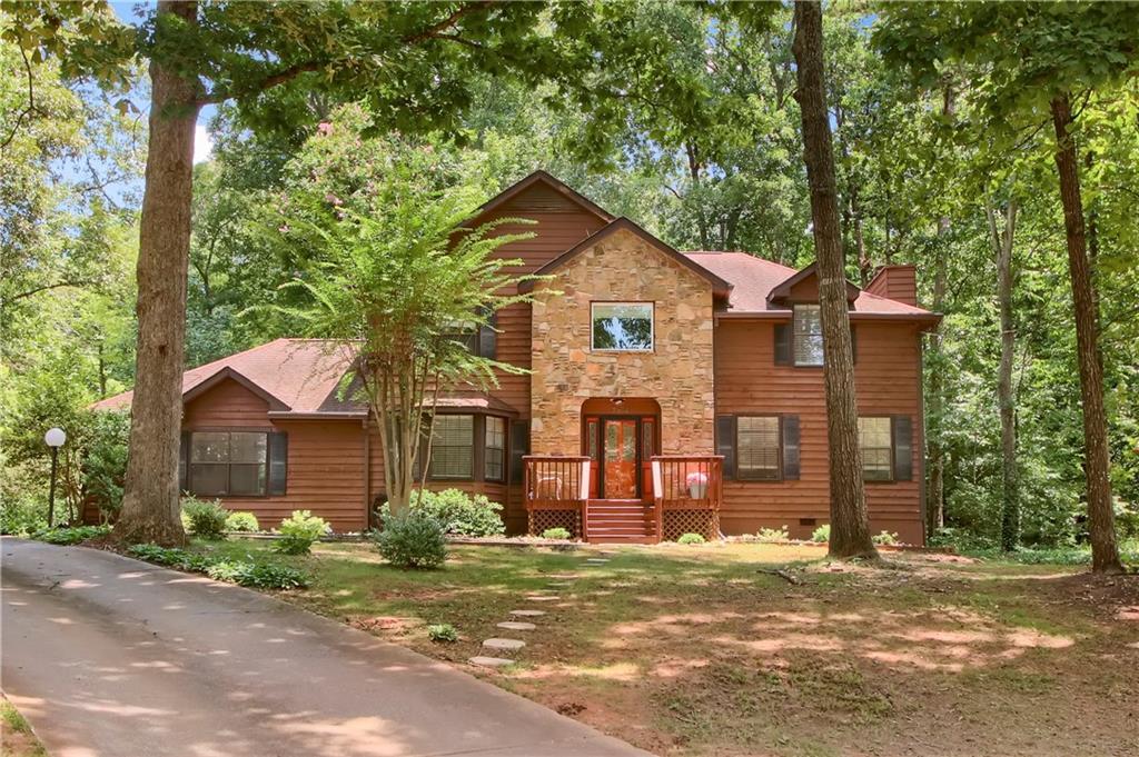 764 Post Road Way, Stone Mountain, GA 30088