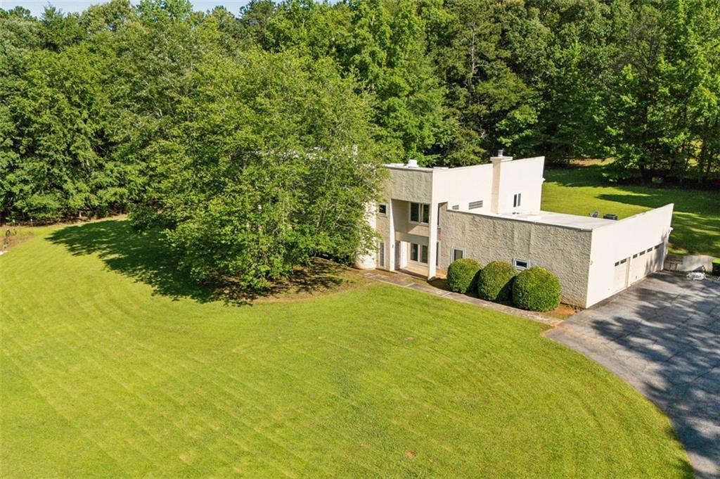 110 Bridger Point Rd., Fayetteville, GA 30215