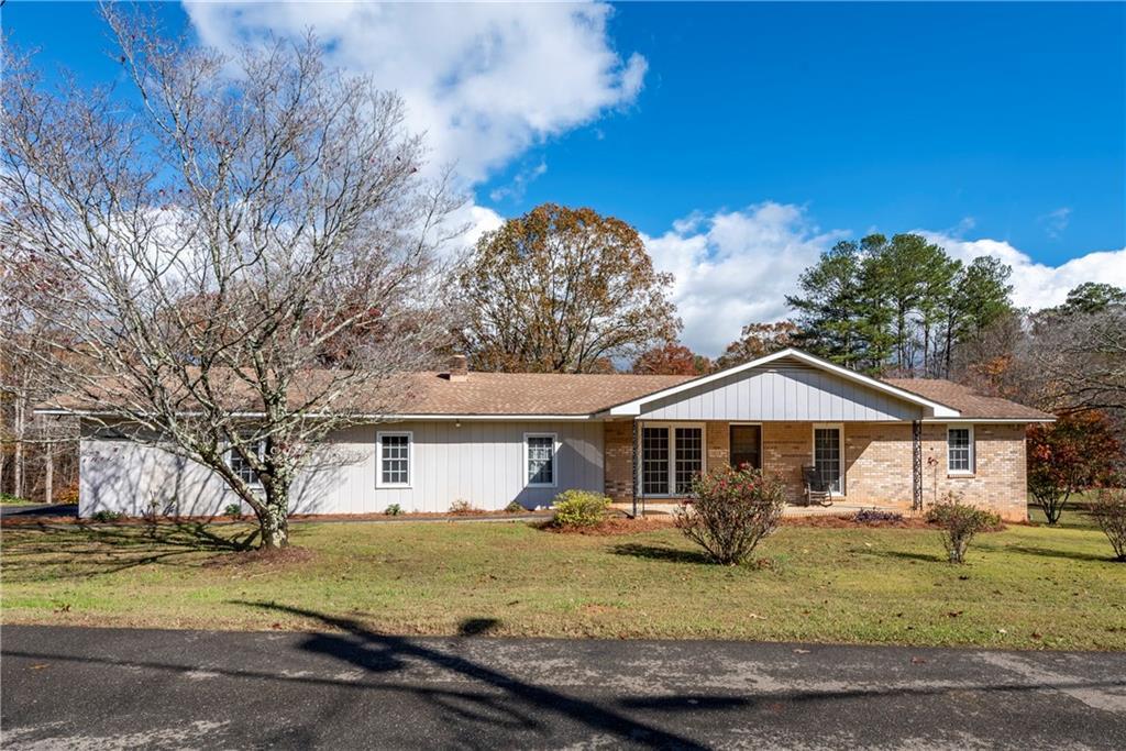 34 Oakmont Dr., Jasper, GA 30143