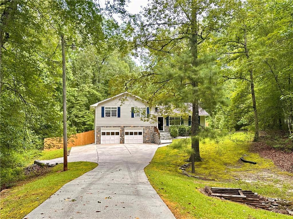 75 Tipperary Tr., Sharpsburg, GA 30277