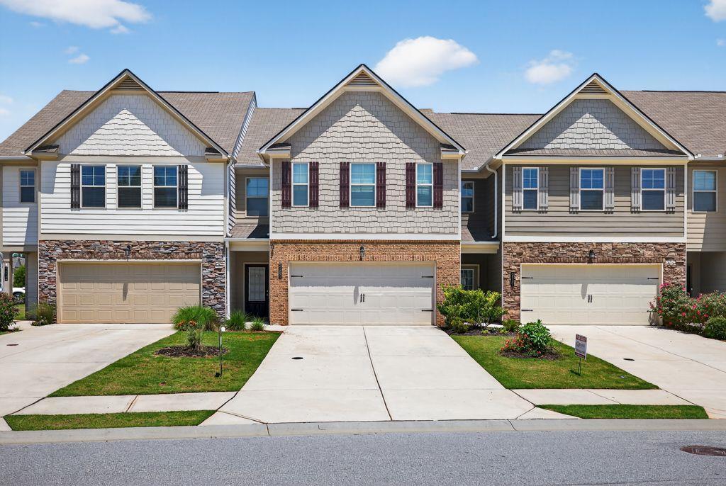 3623 Canyon Springs Dr., Oakwood, GA 30566