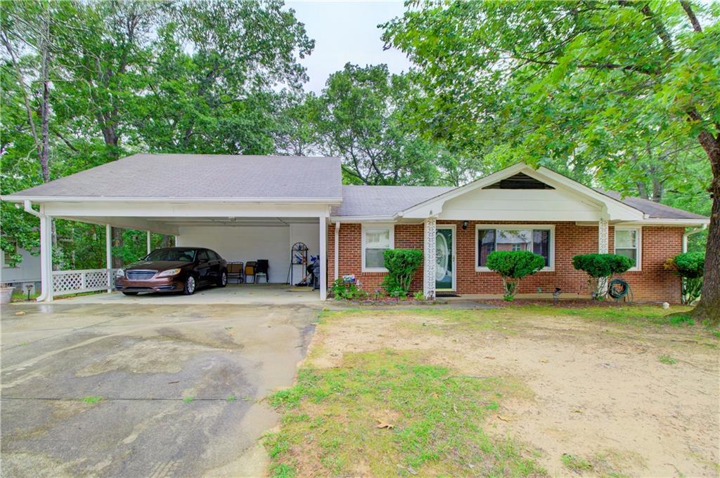 281 Springdale Dr., Winder, GA 30680