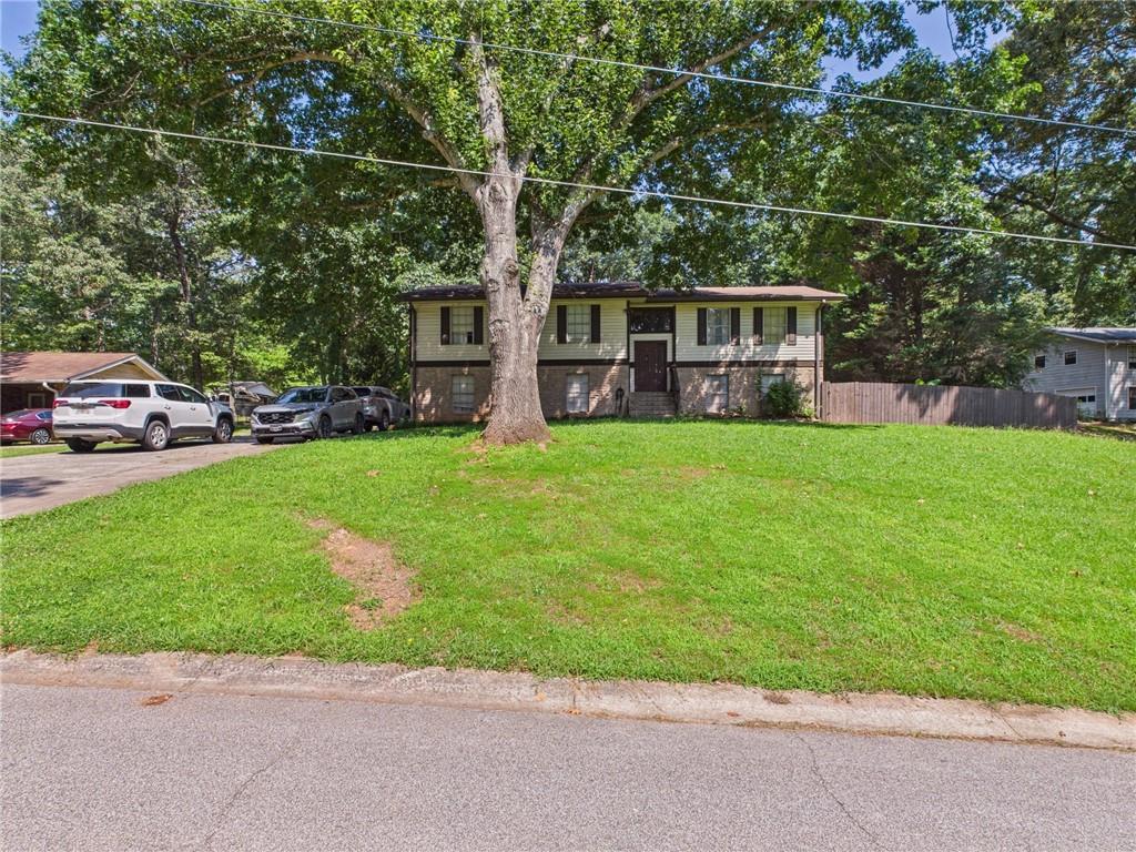3798 Chattahoochee Dr., Douglasville, GA 30135