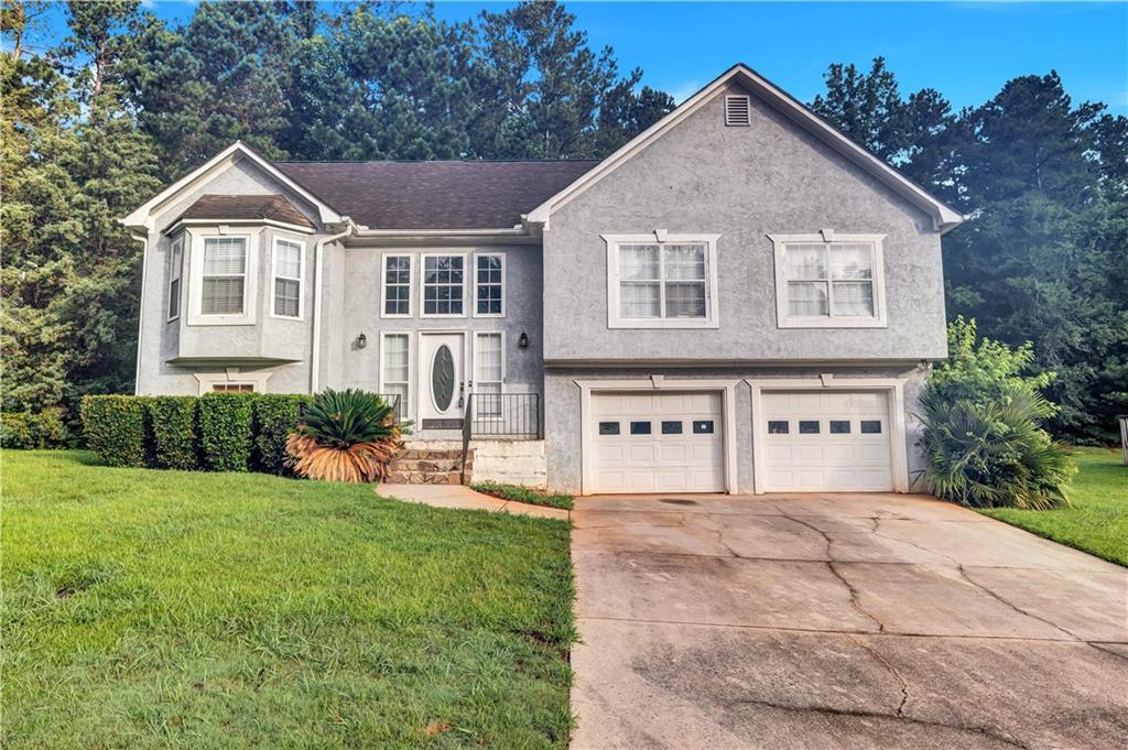 11739 Sawgrass Ct., Fayetteville, GA 30215