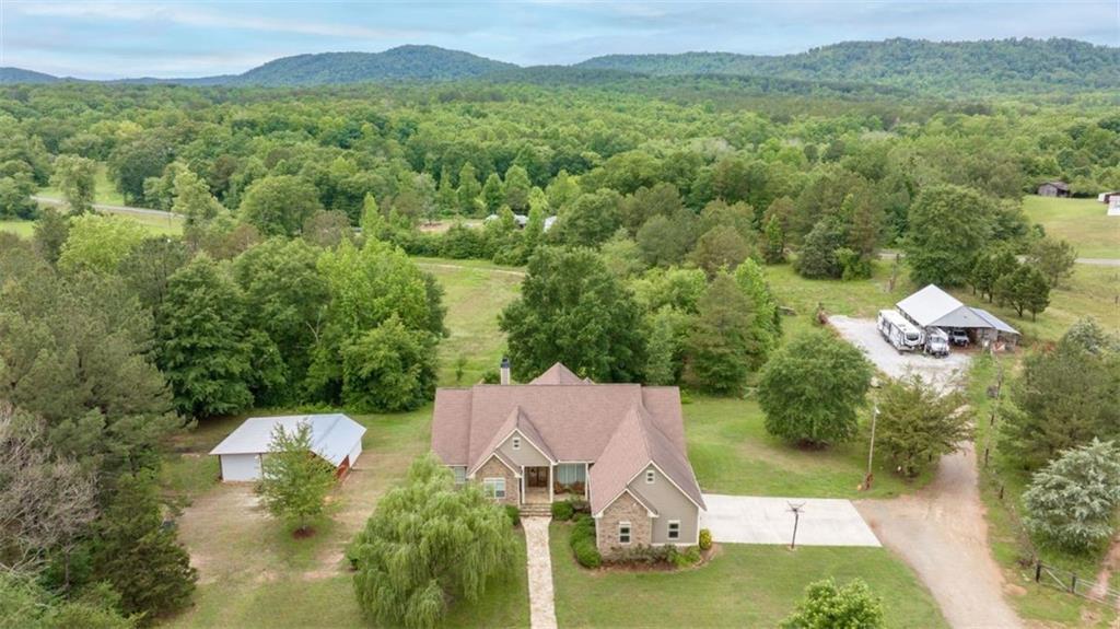 3125 New Hope Rd., Toccoa, GA 30577