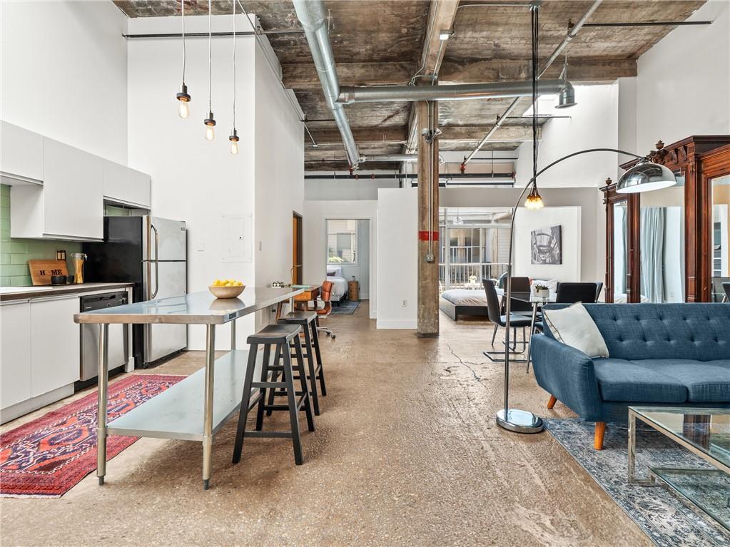 659 Auburn Ave. #215, Atlanta, GA 30312