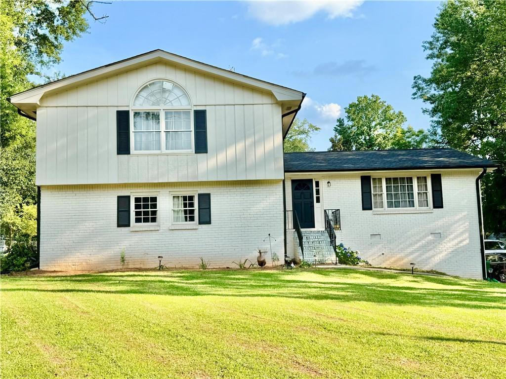 5347 Ocarol Ct., Stone Mountain, GA 30088