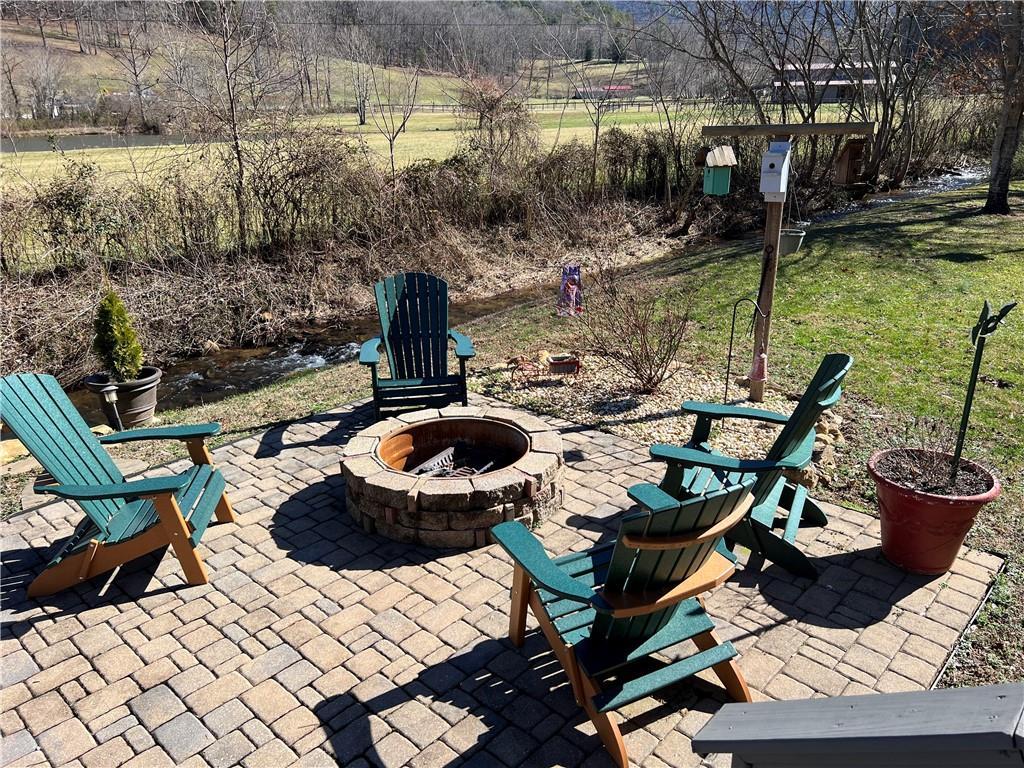 109 Lauren Dr., Blairsville, GA 30512