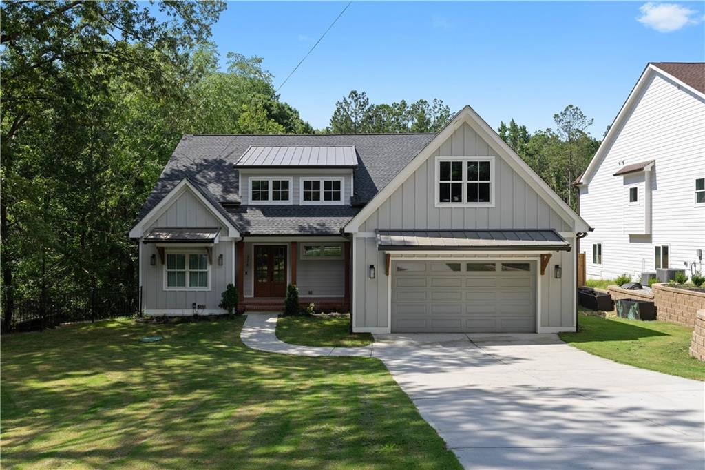 376 Hunnicutt Rd., Mableton, GA 30126