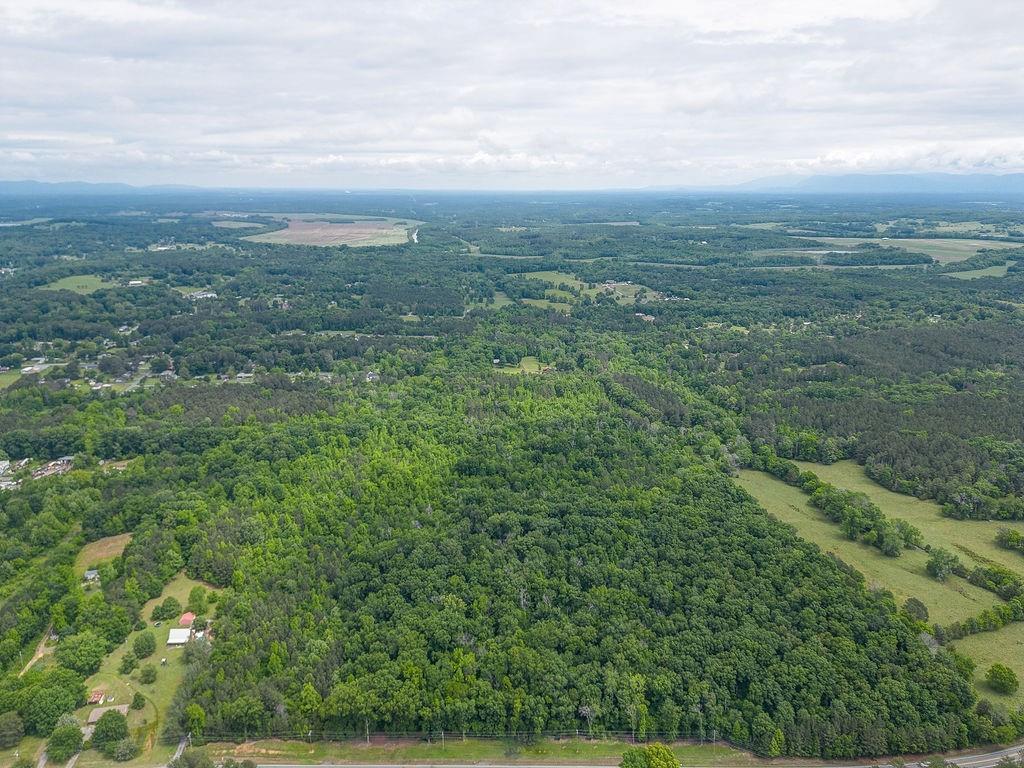 2148 Red Bud Rd., Calhoun, GA 30701