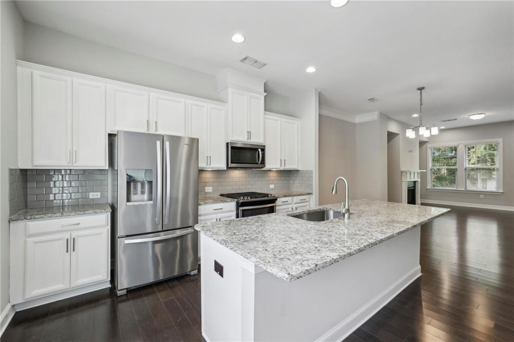 1829 Hislop Ln., Atlanta, GA 30345