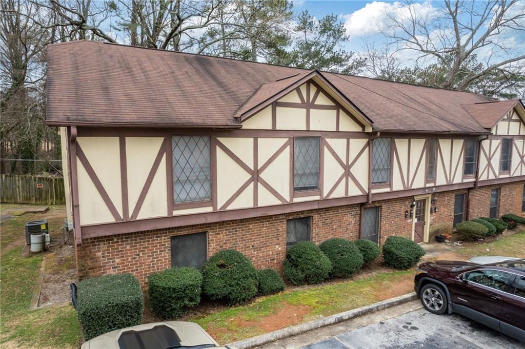 3187 Abbeywood Dr., Decatur, GA 30034