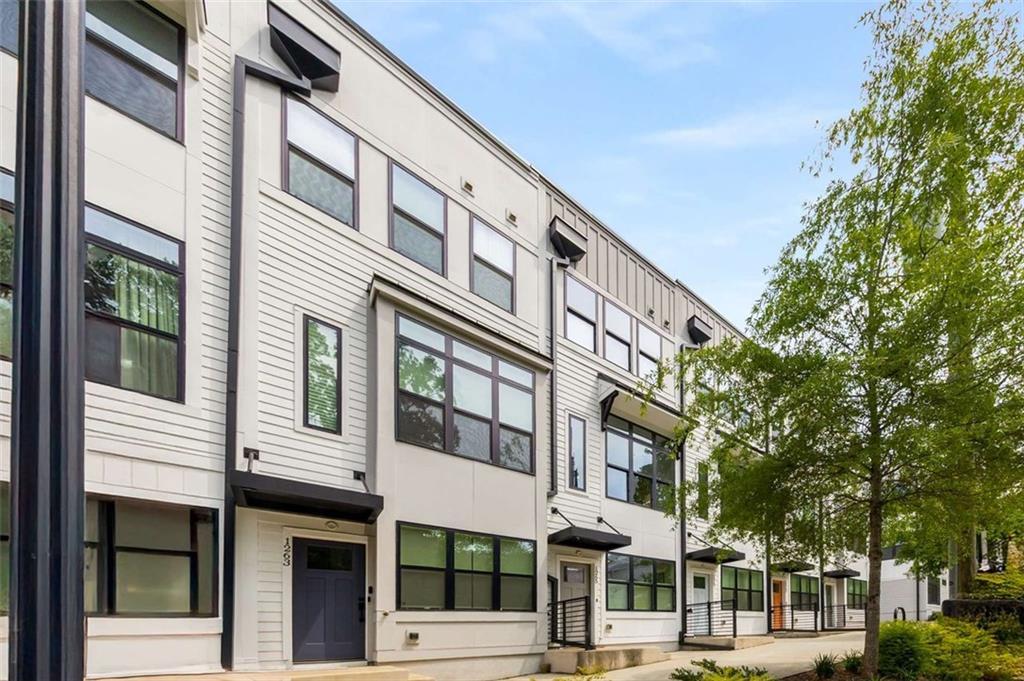 1265 Wright Ln., Atlanta, GA 30316