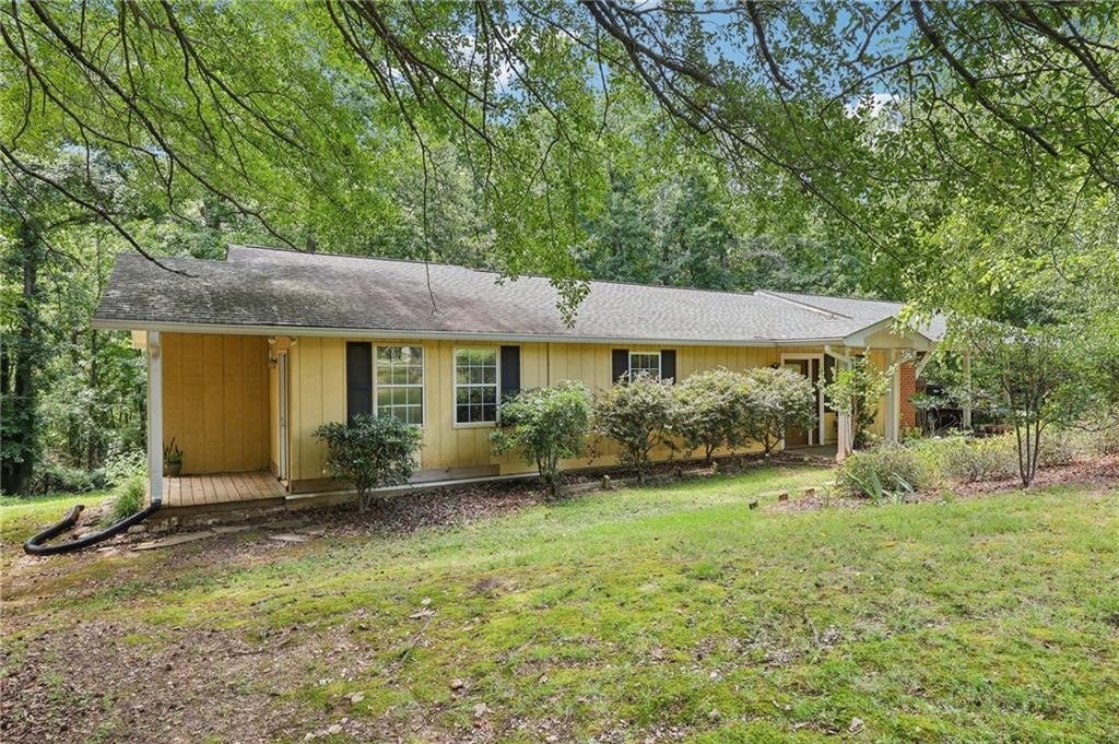 3116 Alenes Dr., Gainesville, GA 30506