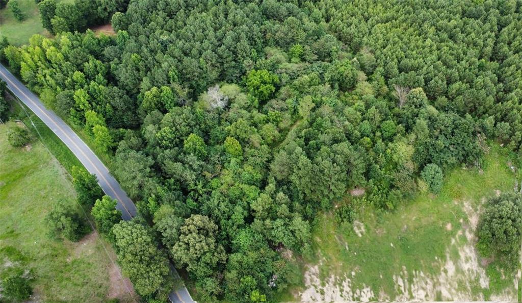 3922 Collard Valley Rd., Cedartown, GA 30125