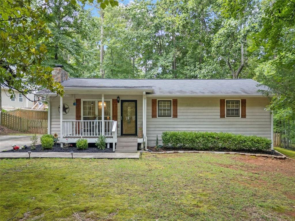 5527 Centry Dr., Villa Rica, GA 30180