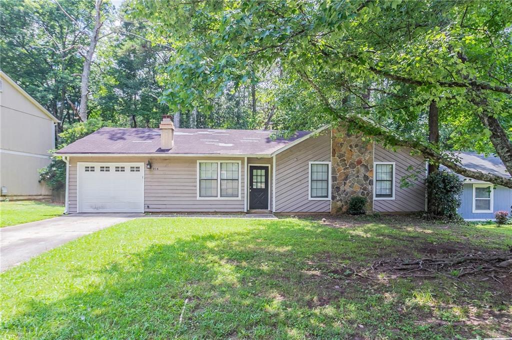 914 Hemingway Rd., Stone Mountain, GA 30088