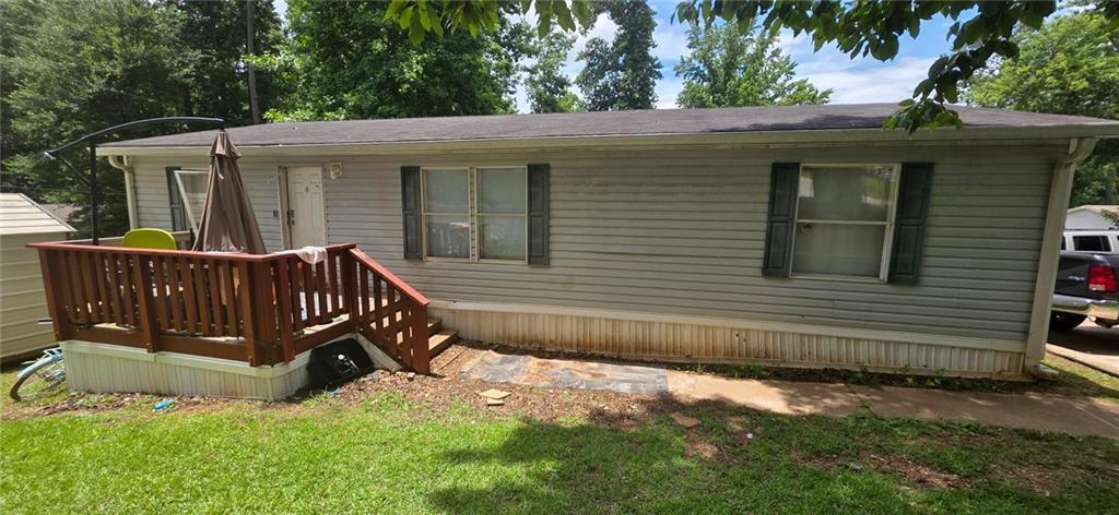 203 Fleetwood Dr., Fayetteville, GA 30214