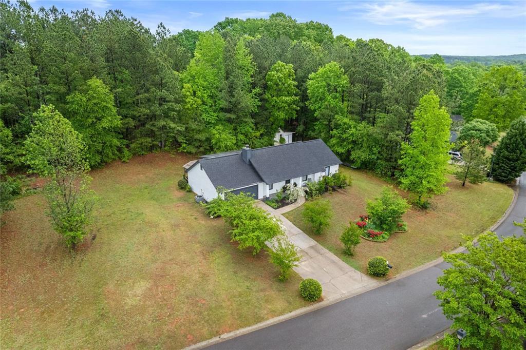 415 Southridge Rd., Winder, GA 30680