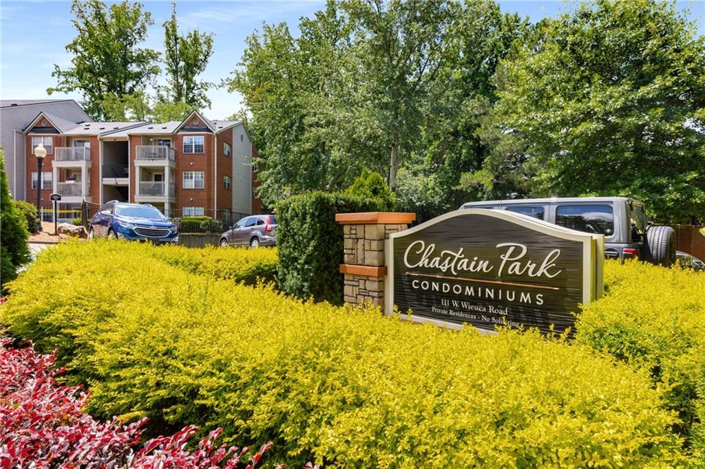 1011 Chastain Park Ct., Atlanta, GA 30342