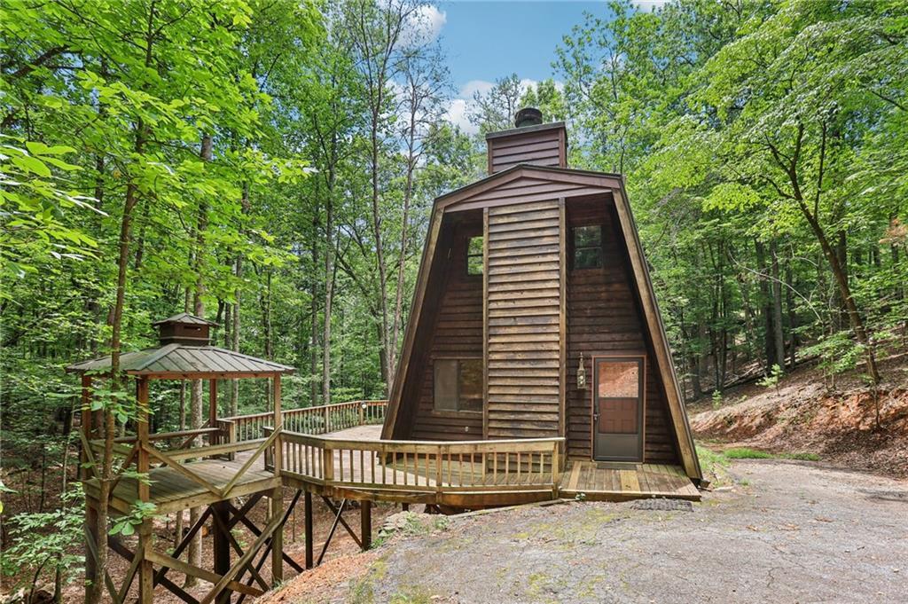 2147 Sautee Tr., Sautee Nacoochee, GA 30571