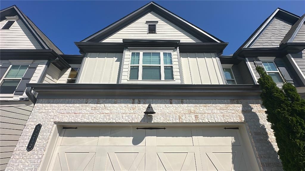 5516 Garens Way, Flowery Branch, GA 30542