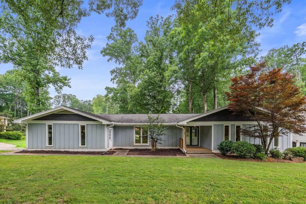 4370 Mabry Ln., Roswell, GA 30075