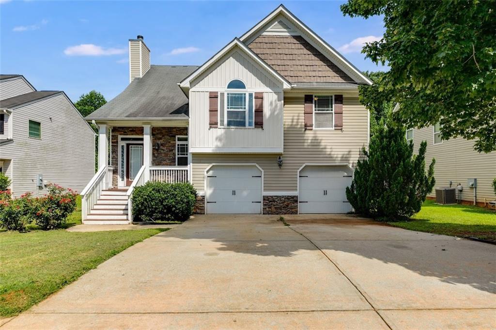7125 Creeksong Dr., Douglasville, GA 30134
