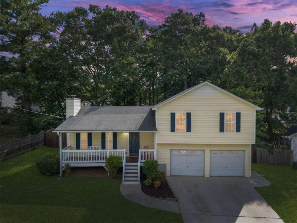 604 Meadows Ct., Villa Rica, GA 30180