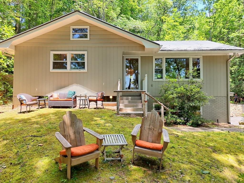 968 Lake Rabun Rd., Lakemont, GA 30552