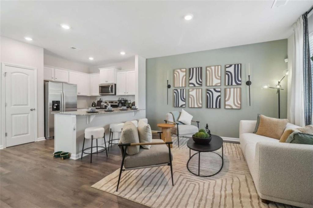 1402 Sweetshrub Pl. #32, Atlanta, GA 30318