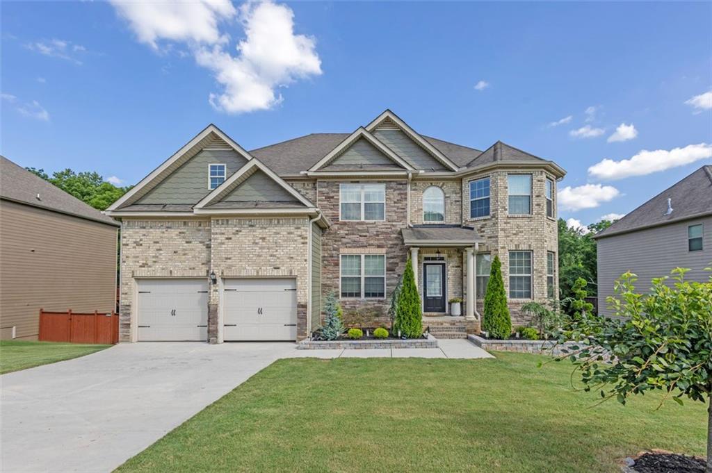 908 Rainsong Ct., Braselton, GA 30517