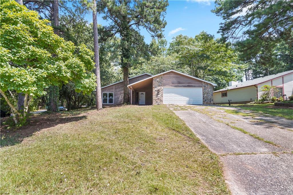 391 Park Ridge Cir., Riverdale, GA 30274