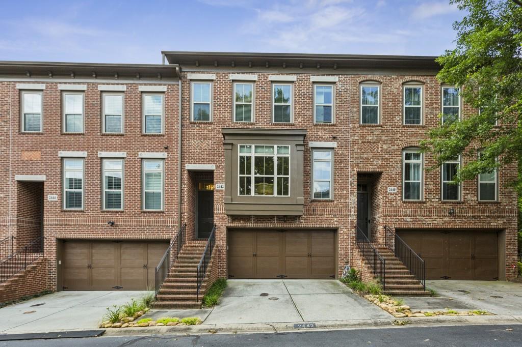 2442 Crescent Park Ct., Atlanta, GA 30339