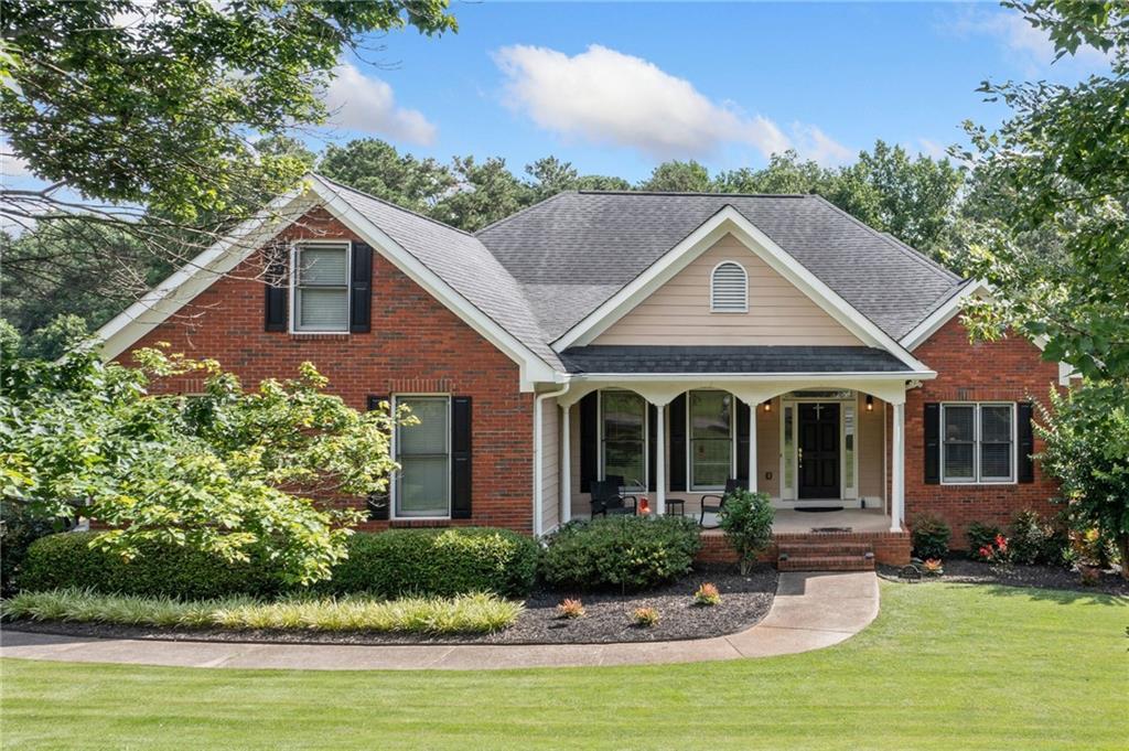 207 Breckenridge Ct., Canton, GA 30115