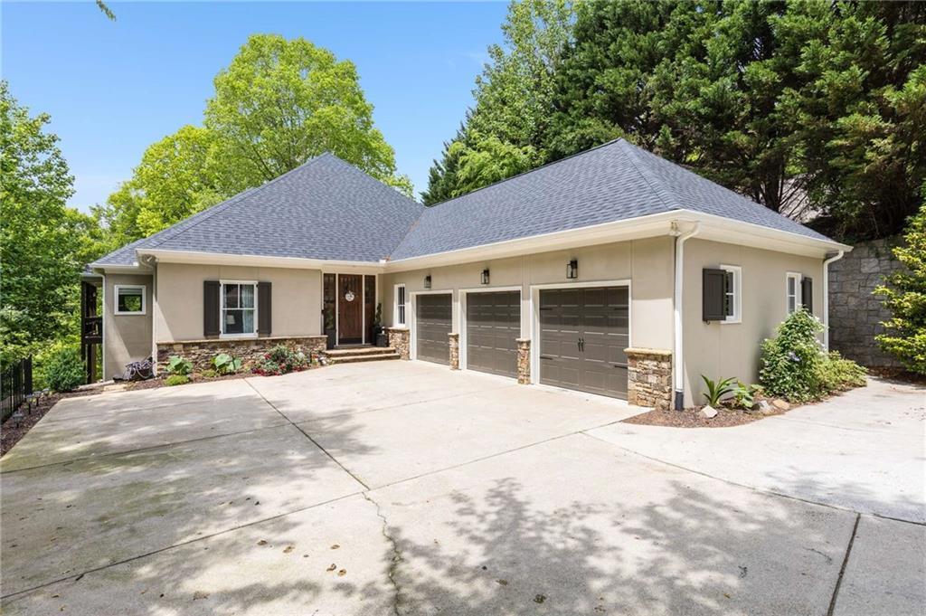 99 Bree Ln., Canton, GA 30114